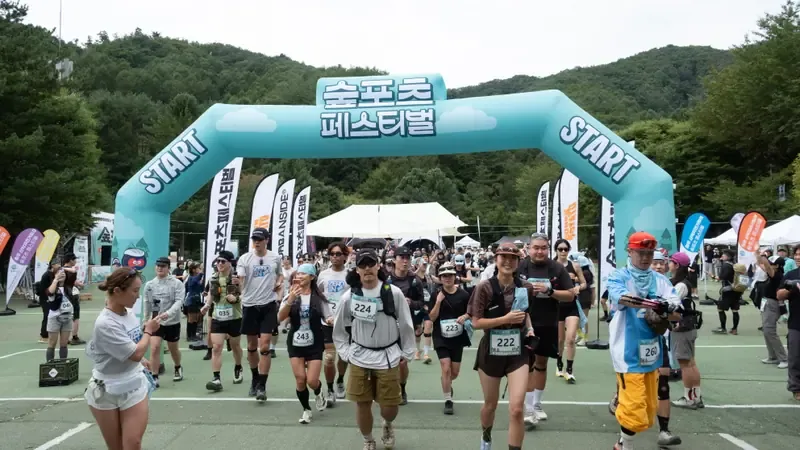 어린이 눈높이에 맞춘 기후변화 위기 극복 4D 영상관 및 작은도서관