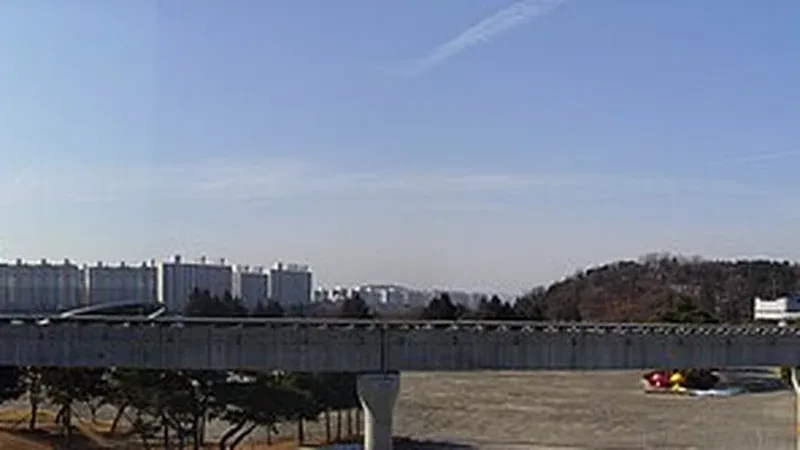 과학관 내부 자기부상열차 궤도 및 첨단 모빌리티 체험존
