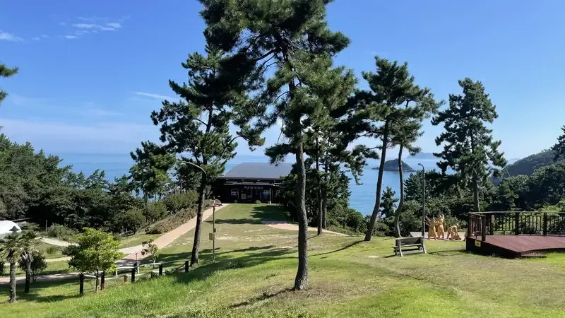 판옥선·거북선 테마 남해 해양 전통 한옥 숙소