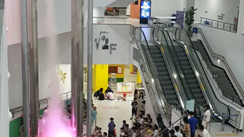 지상 1~2층 관통형 거대 인공 토네이도 발생 라이브 시연존