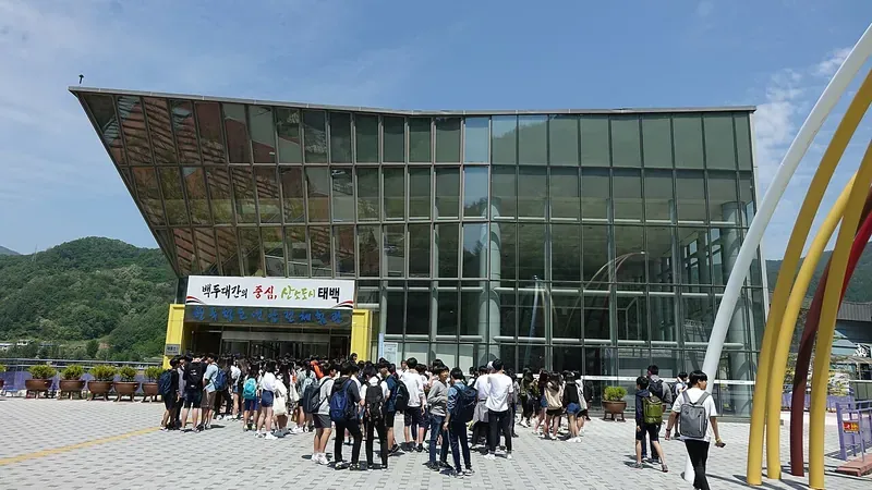 어린이 소방안전 체험용 소방차 및 기동 장비