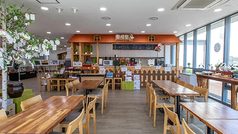 황새마을 숲속 유아 놀이터 및 생태 관찰 쉼터