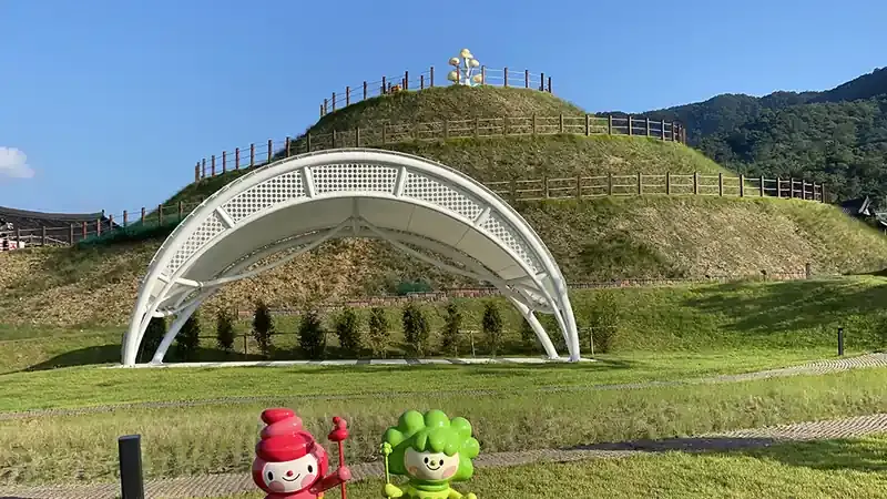 야외 팡이공원 생태놀이터 및 가족 쉼터 잔디마당
