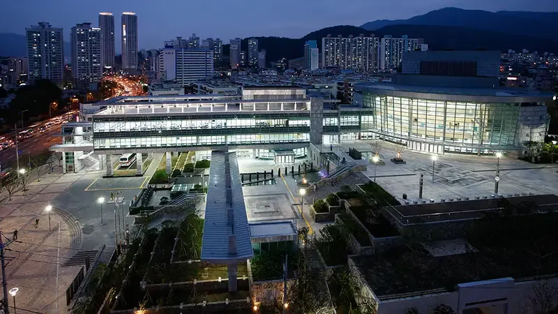 야외 벽천 및 전통 정원 쉼터