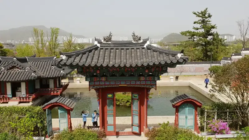 한국정원 및 사계절 세계전통정원 자연 쉼터
