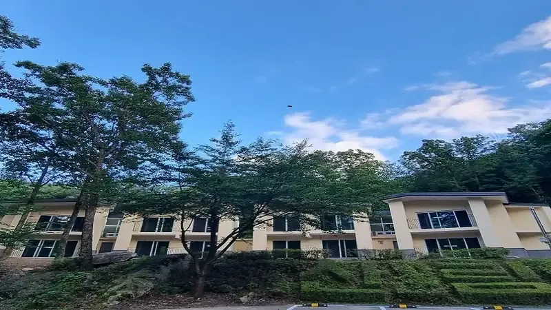현대식 온돌 숲속의집 및 패밀리 휴양관