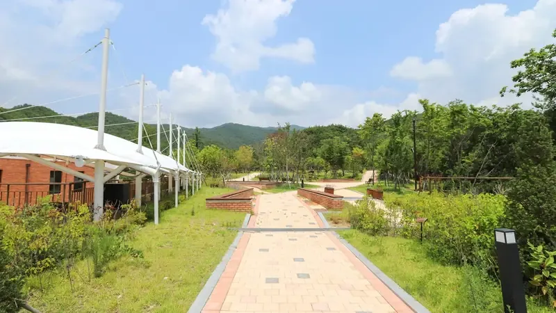 소백산 운해와 맑은 공기를 만끽하는 야외 옥상 힐링 테라스