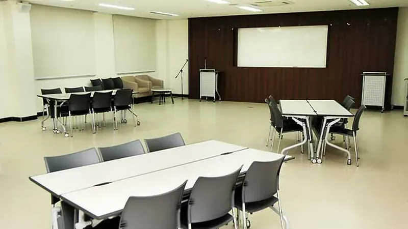 오토캠핑장 사이트 전용 주차면 및 차량 문 앞 주차 편의