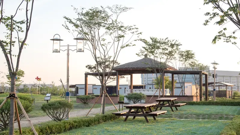 까산이존 차량 진입로 및 카라반 사이트 주차 구역