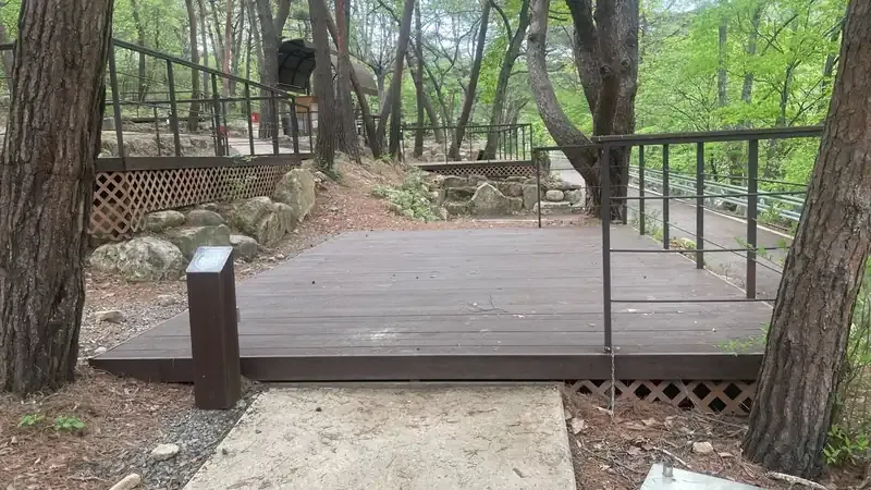 야영 사이트 인근 편리한 평탄 전용 주차공간