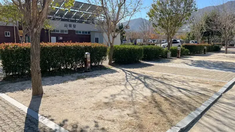 온수 샤워장, 취사장 및 화장실 등 최신 편의시설동