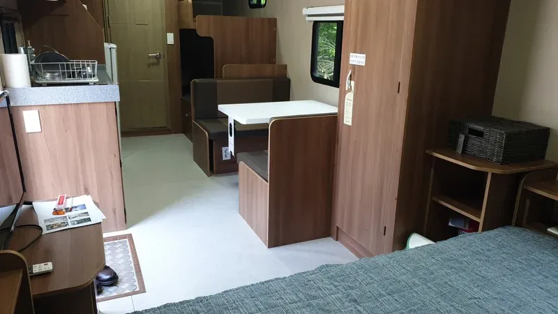 야영장에서 소금강 계곡으로 연결되는 피톤치드 탐방로